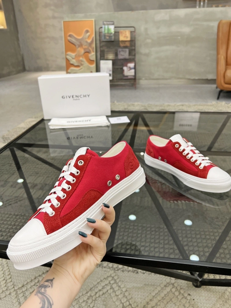 Stylish Gxvxnchy Sneakers 154125