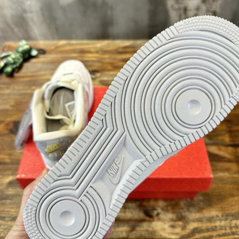 Trendsetting Nxkx Sneakers 199611