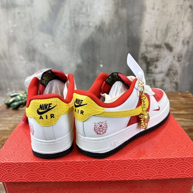 Sleek Nxkx Sneakers 199606