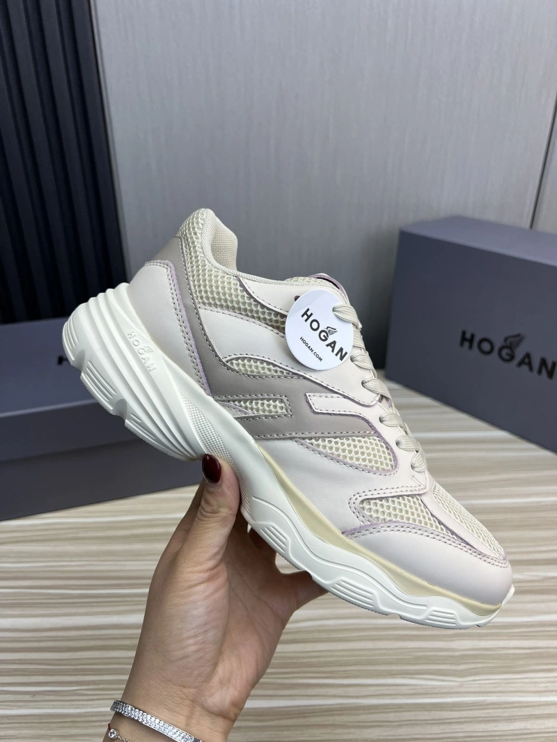 WellDesigned Hxgxn Sneakers 177544
