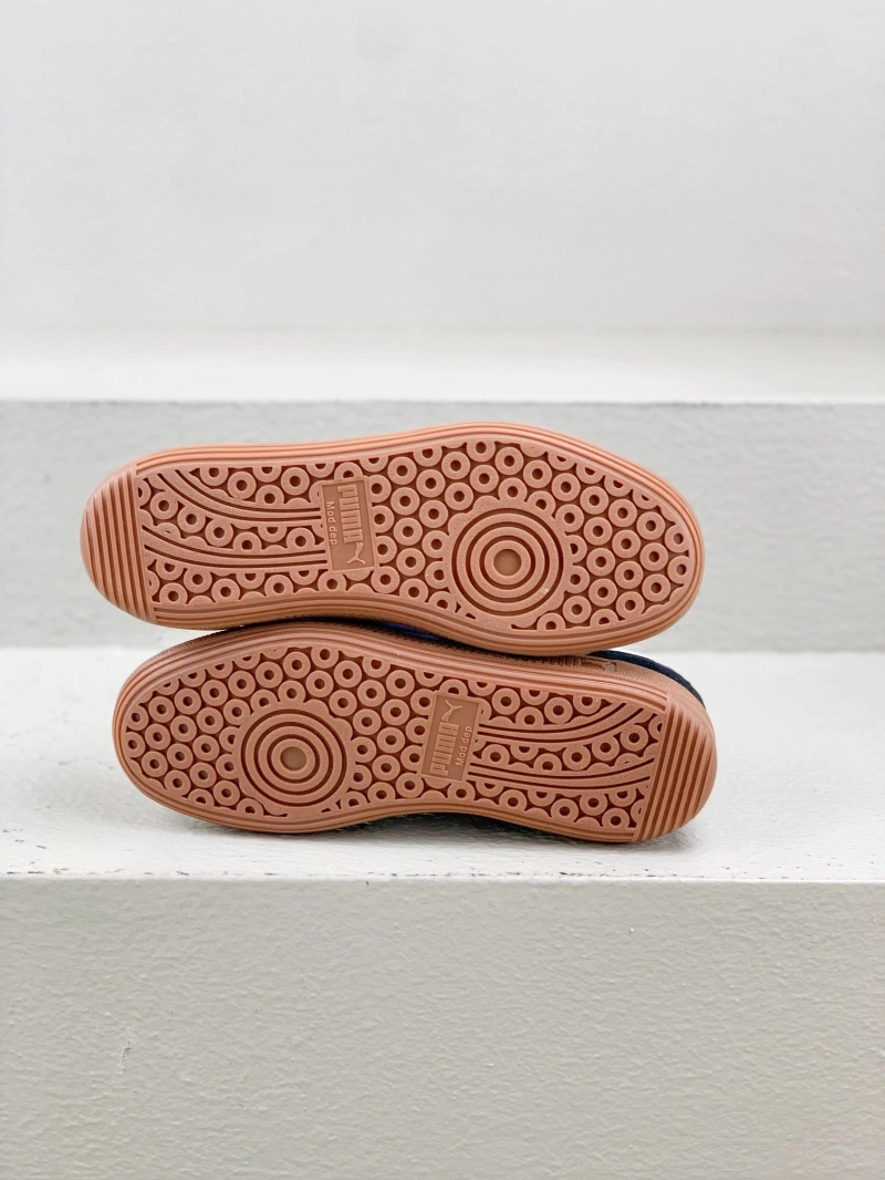 Modern Armxnx Sneakers 108855