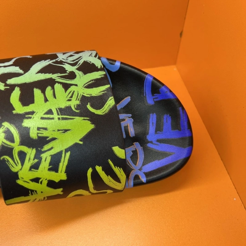 StreetReady Gxvxnchy Slippers 154344