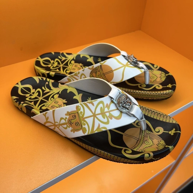 Versatile Gxvxnchy Slippers 154347