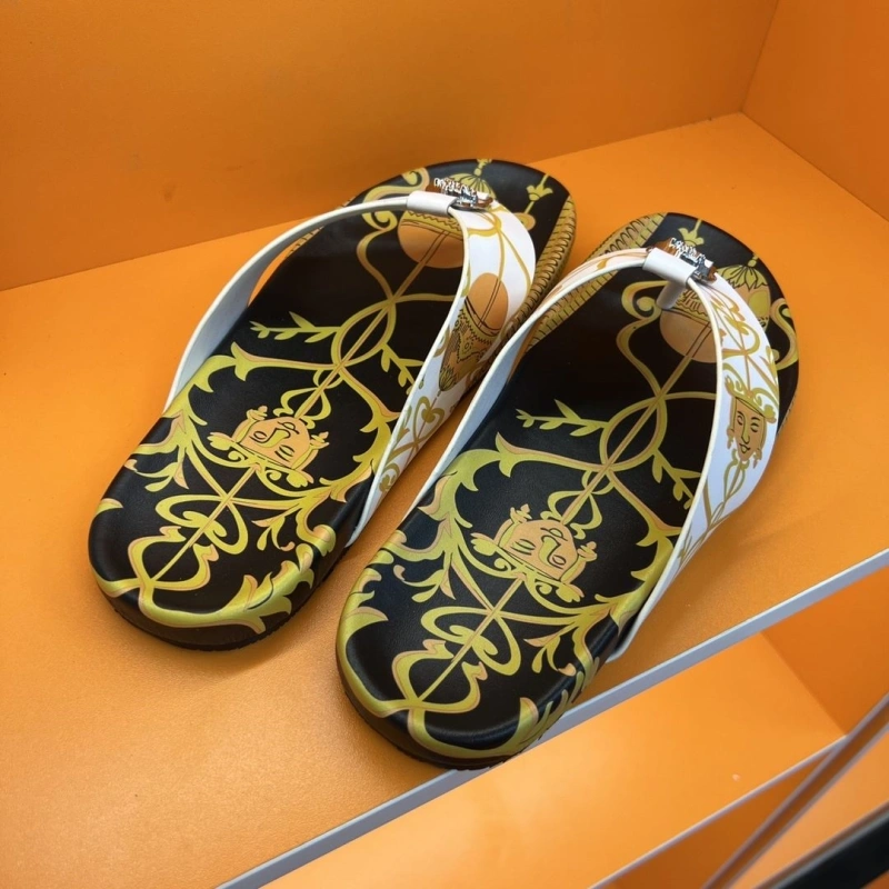 Versatile Gxvxnchy Slippers 154347
