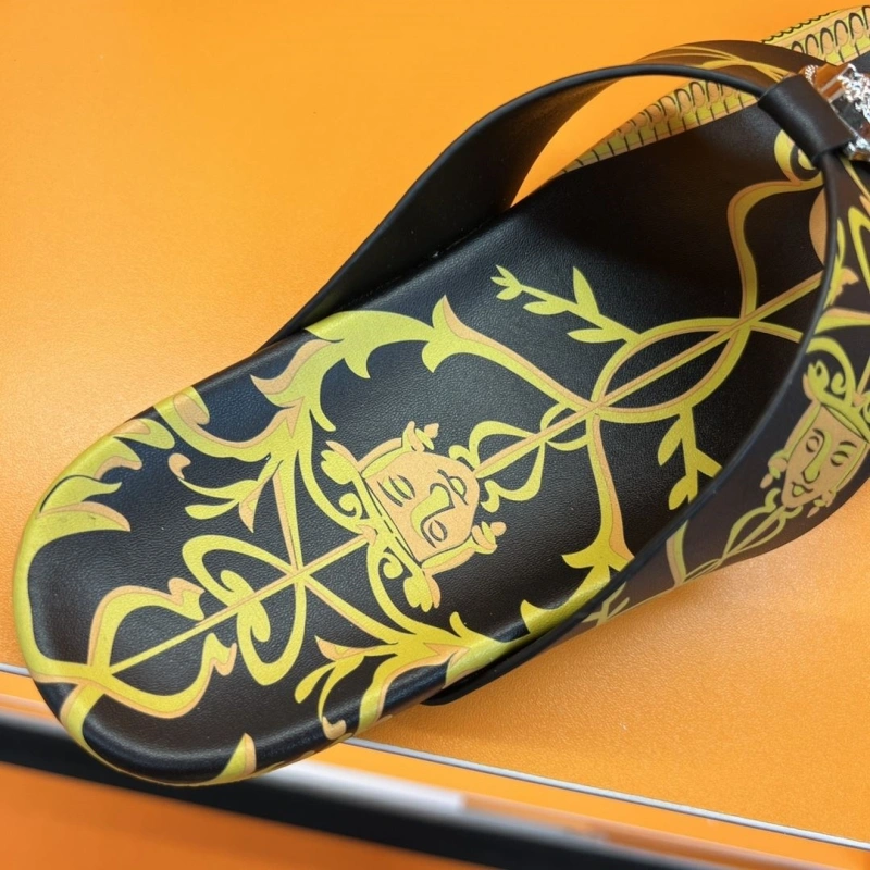 Reliable Gxvxnchy Slippers 154341