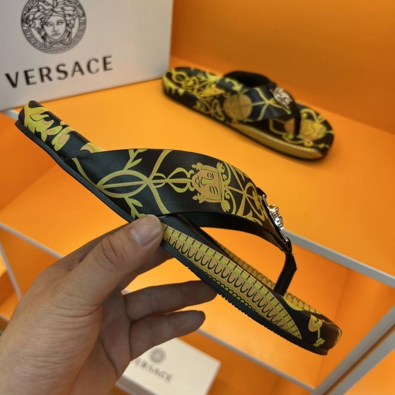 Reliable Gxvxnchy Slippers 154341