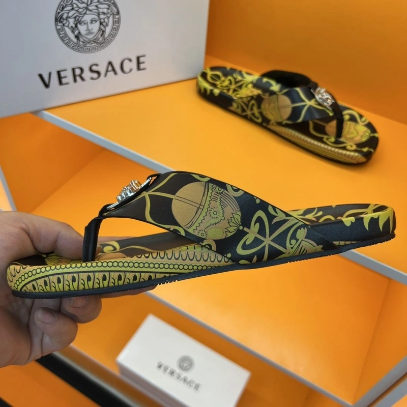 Reliable Gxvxnchy Slippers 154341