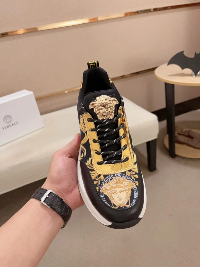 DailyWear Gxvxnchy Sneakers 154138