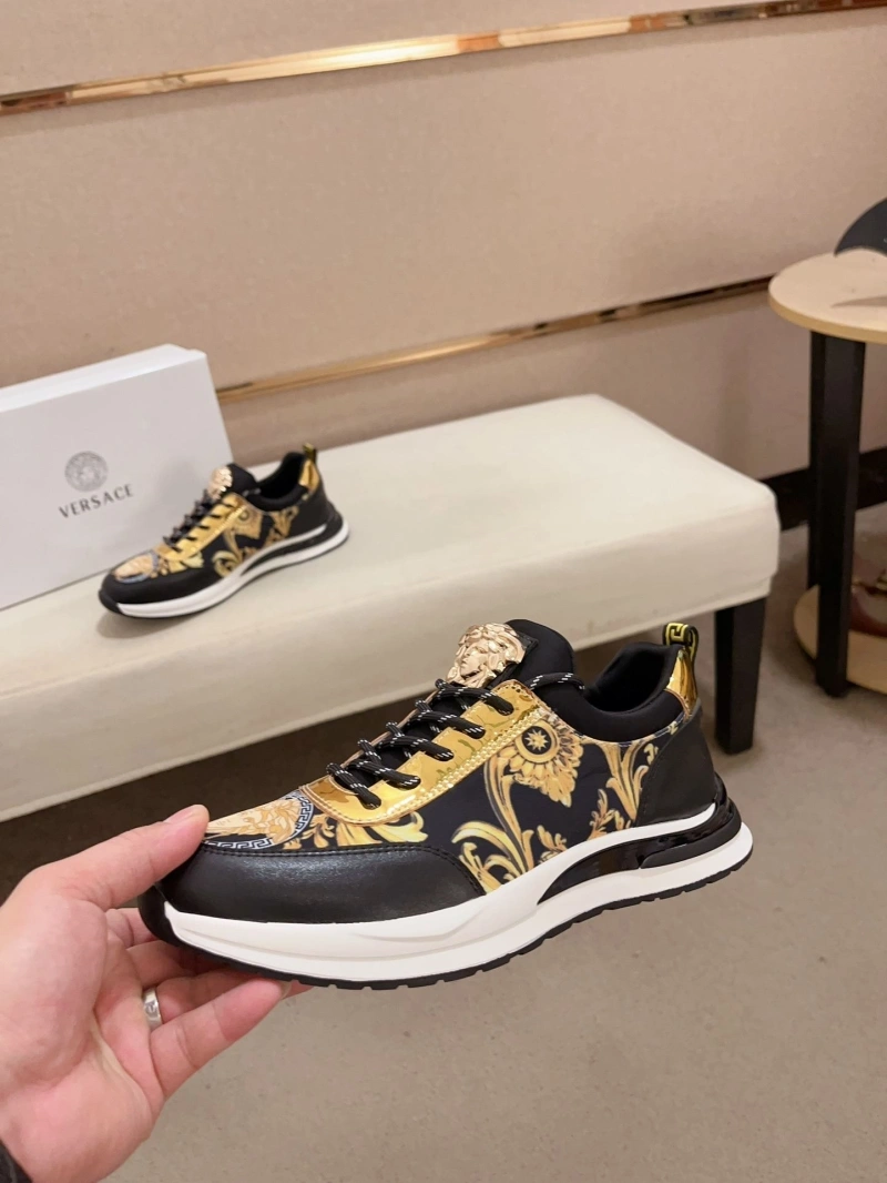 DailyWear Gxvxnchy Sneakers 154138