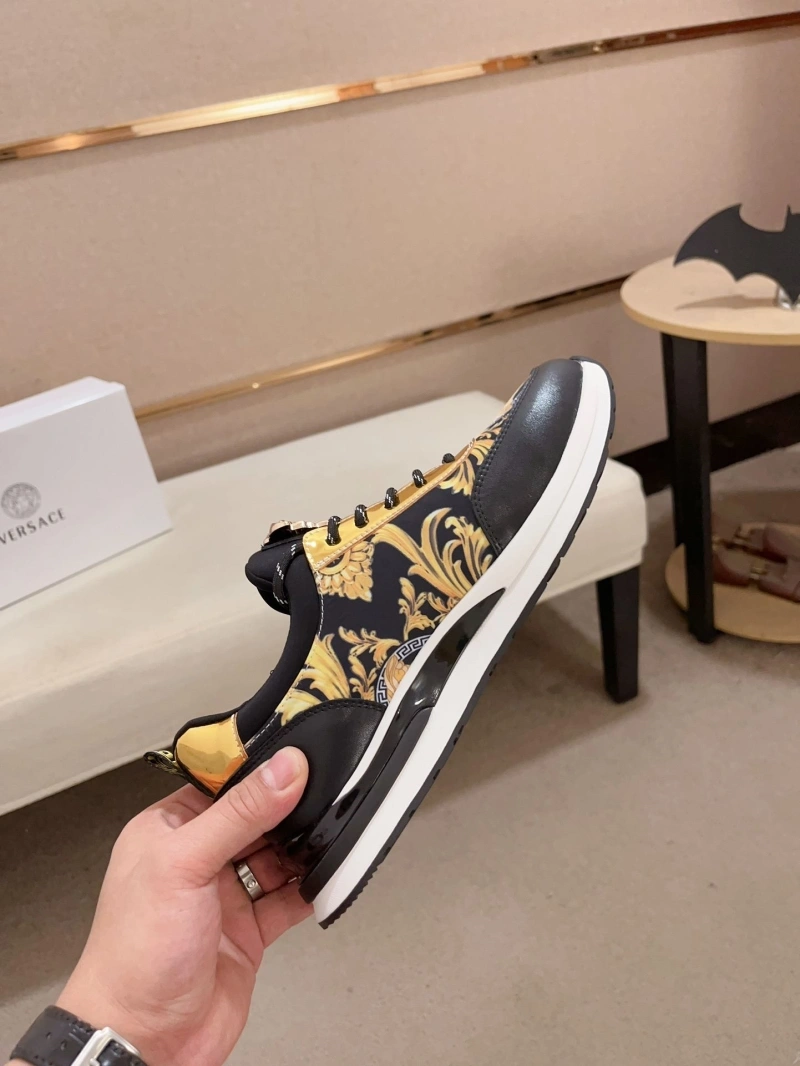 DailyWear Gxvxnchy Sneakers 154138