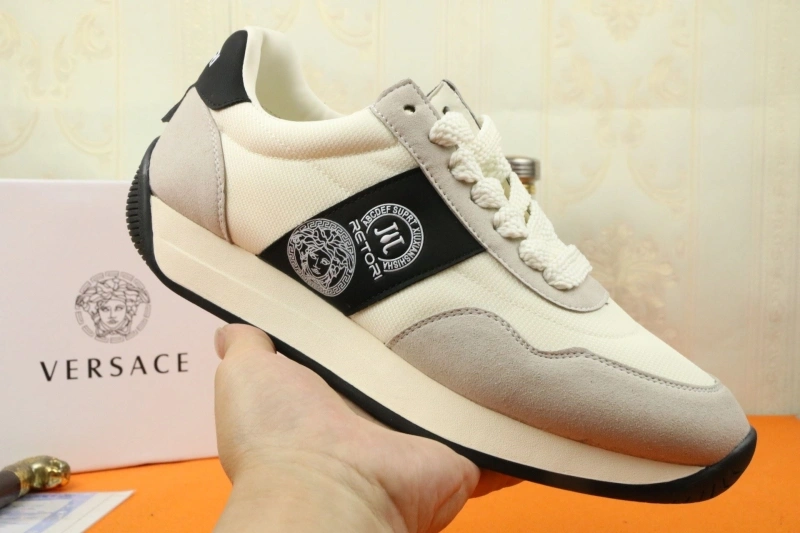 Reliable Gxvxnchy Sneakers 154128