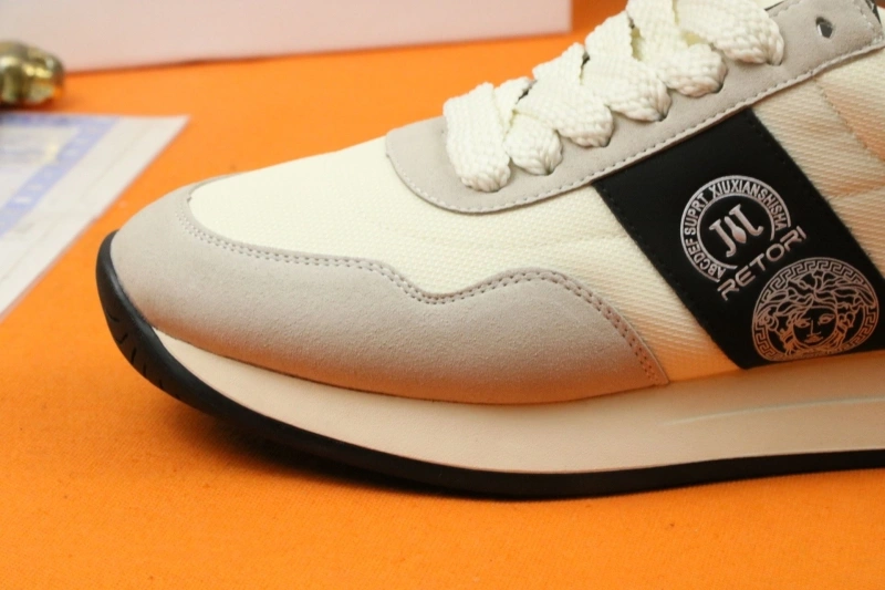 Reliable Gxvxnchy Sneakers 154128