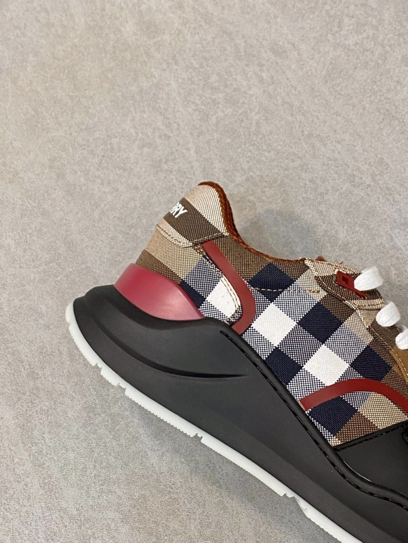 Elegant Bxrbxrry Sneakers 115365