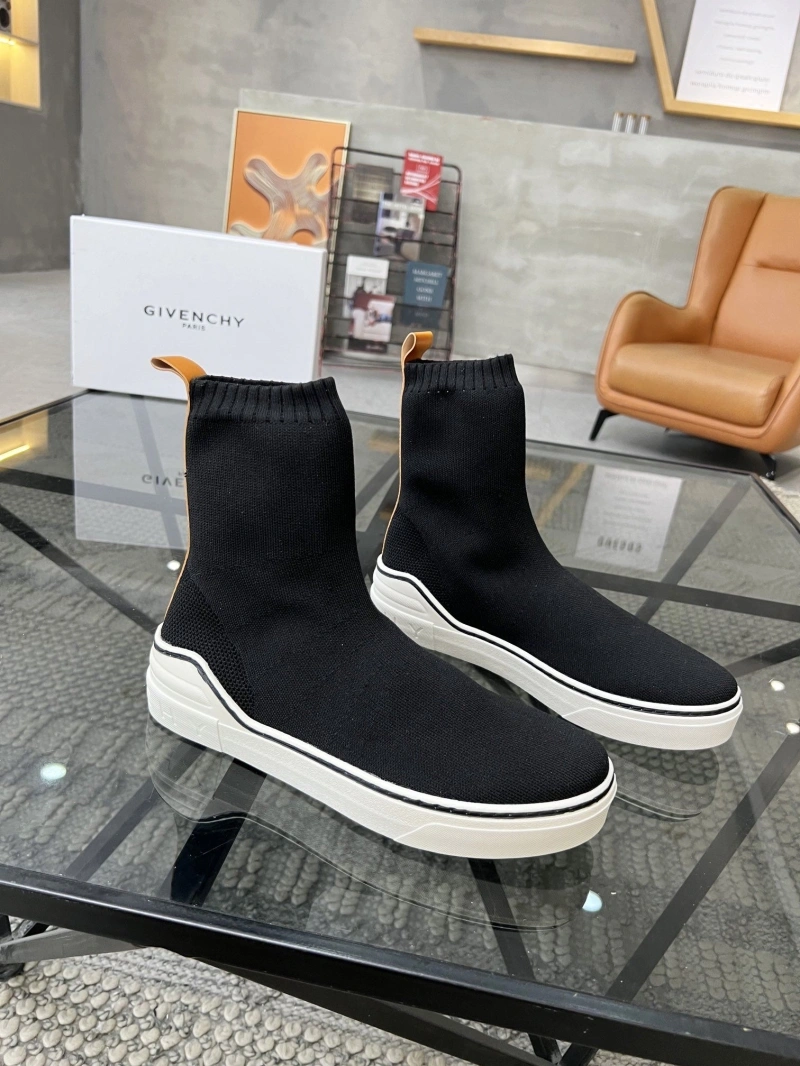 Modern Gxvxnchy Sneakers 154121