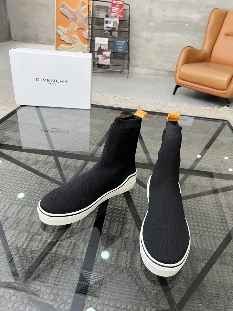 Modern Gxvxnchy Sneakers 154121