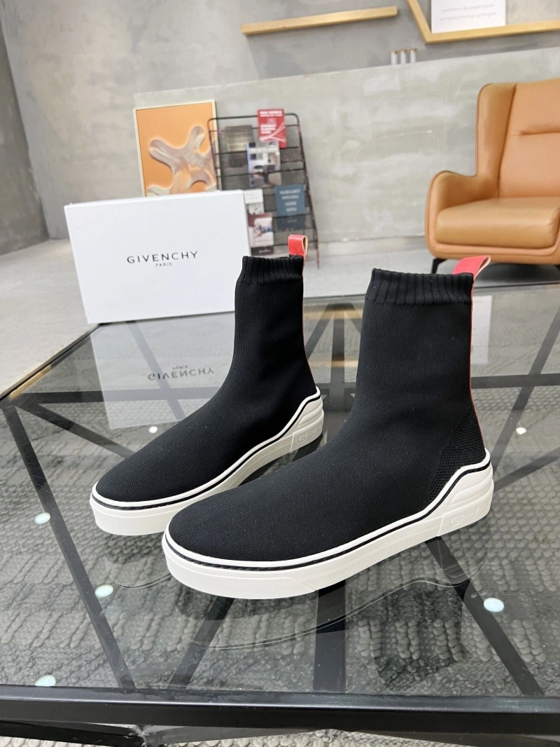 Gxvxnchy Sneakers NewStyle 154124