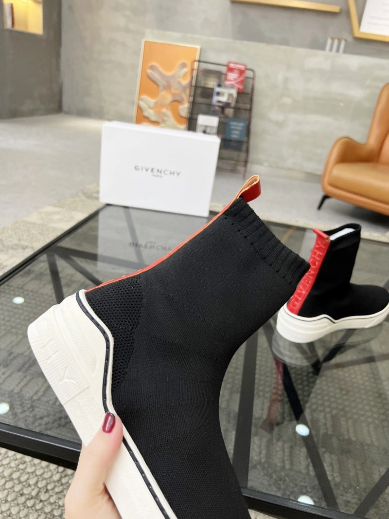 Gxvxnchy Sneakers NewStyle 154124