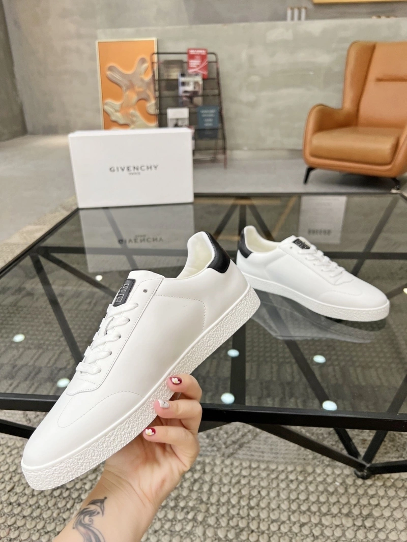 Gxvxnchy Sneakers Reliable 154132