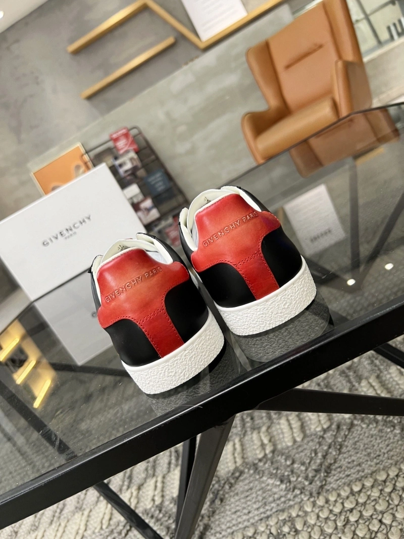 Gxvxnchy Sneakers SportInspired 154123
