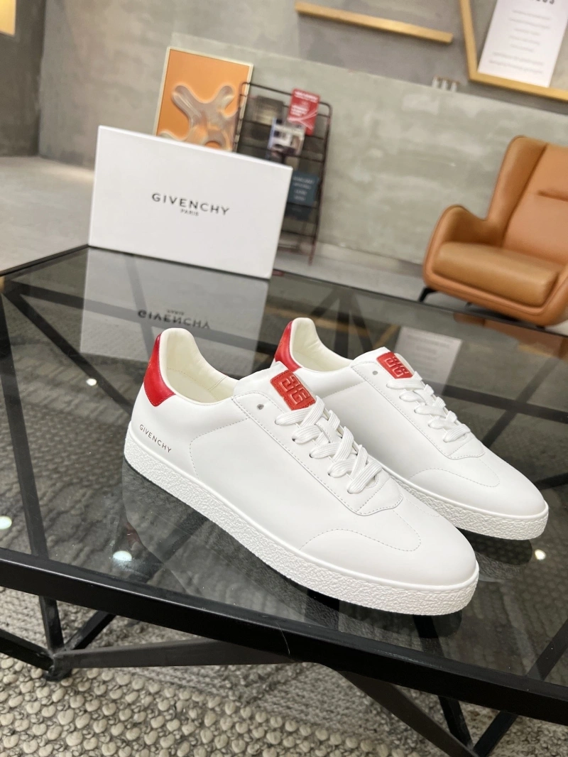 Gxvxnchy Sneakers HighQuality 154122