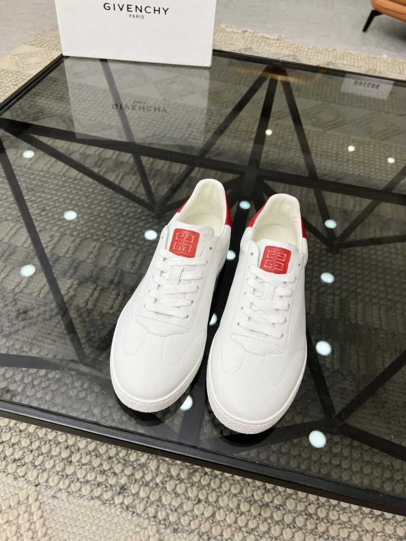Gxvxnchy Sneakers HighQuality 154122