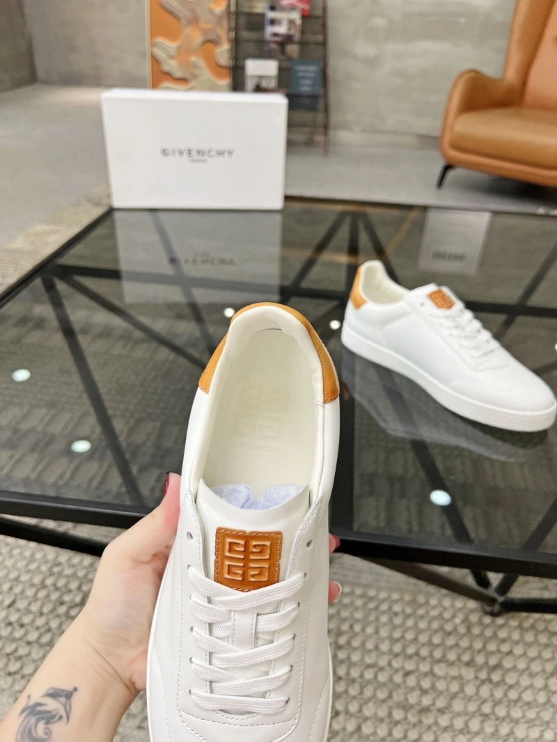 Durable Gxvxnchy Sneakers 154116