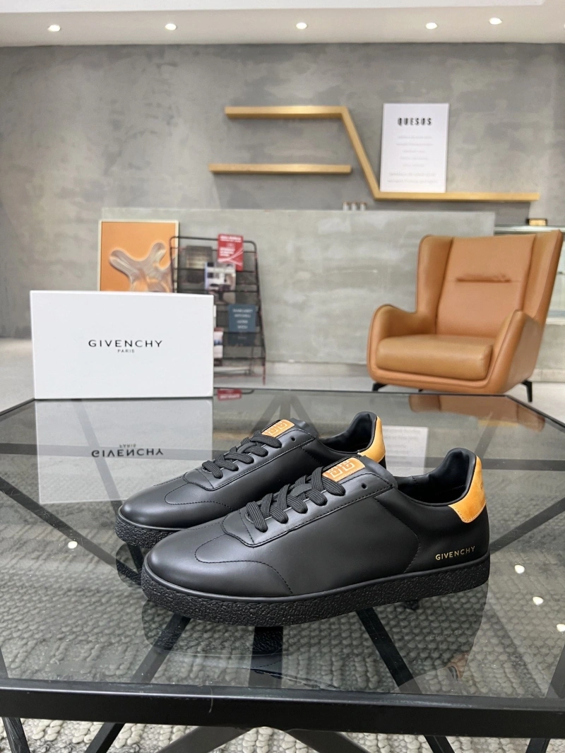 Unique Gxvxnchy Sneakers 154120