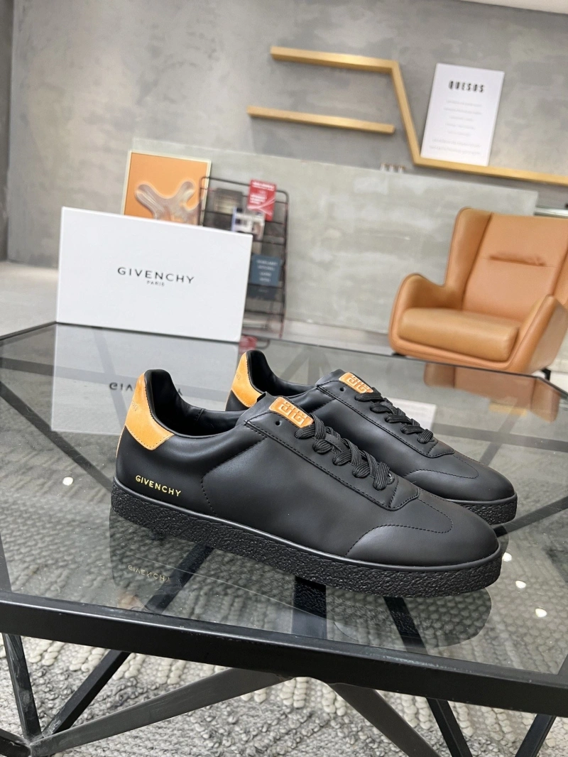 Unique Gxvxnchy Sneakers 154120