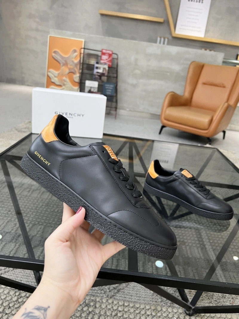 Unique Gxvxnchy Sneakers 154120