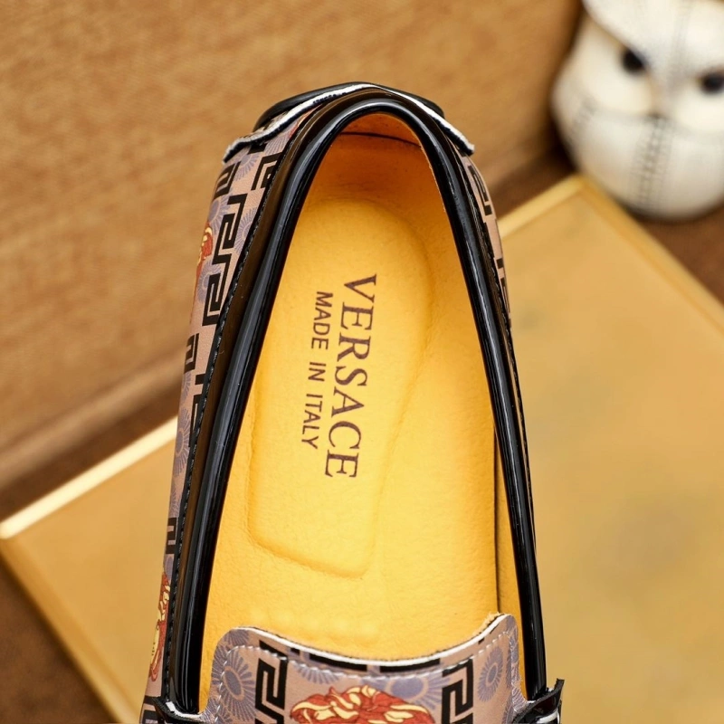 Reliable Gxvxnchy Leather Shoes 154413