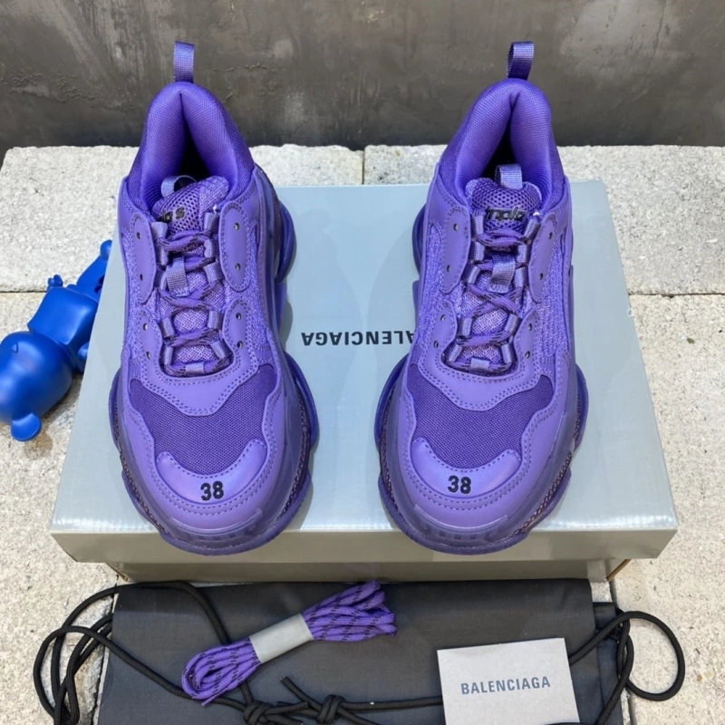 Sleek Bxlxnciaga Sneakers 110023
