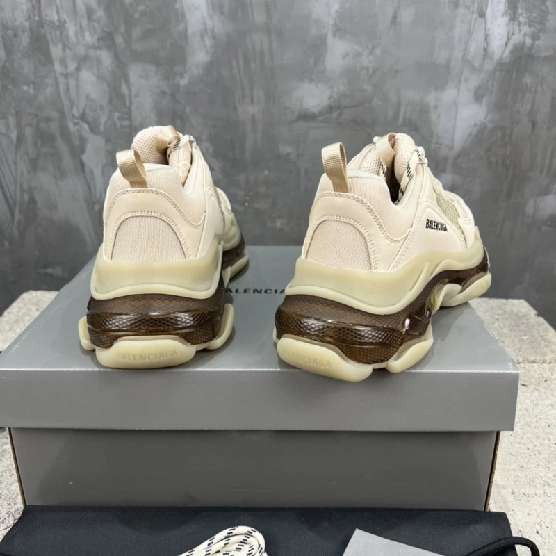 Trendsetting Bxlxnciaga Sneakers 110018