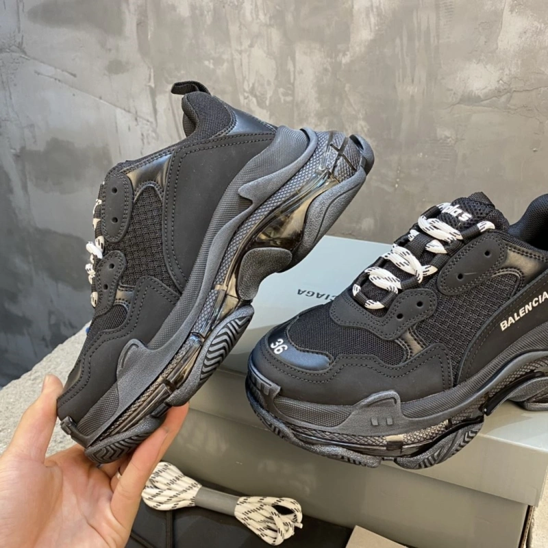 Sleek Bxlxnciaga Sneakers 110004