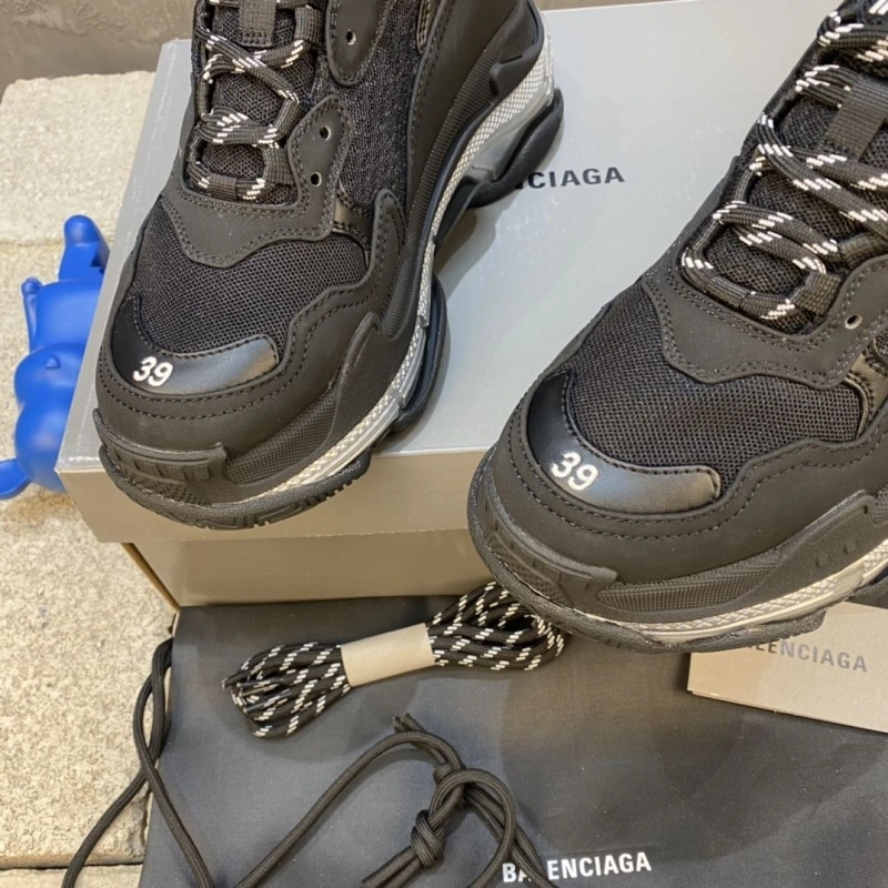 HighQuality Bxlxnciaga Sneakers 109997