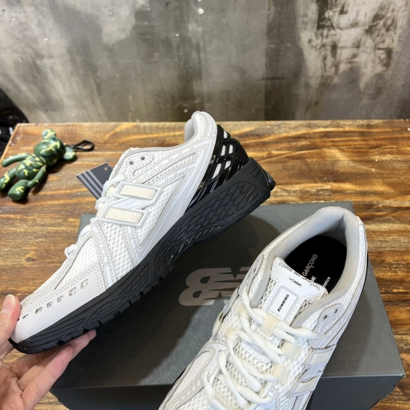Bright Othxr Sneakers 216055