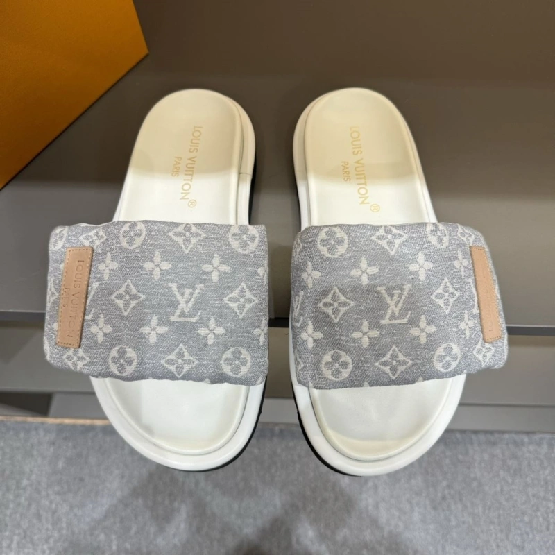 Classic LX Slippers 188237