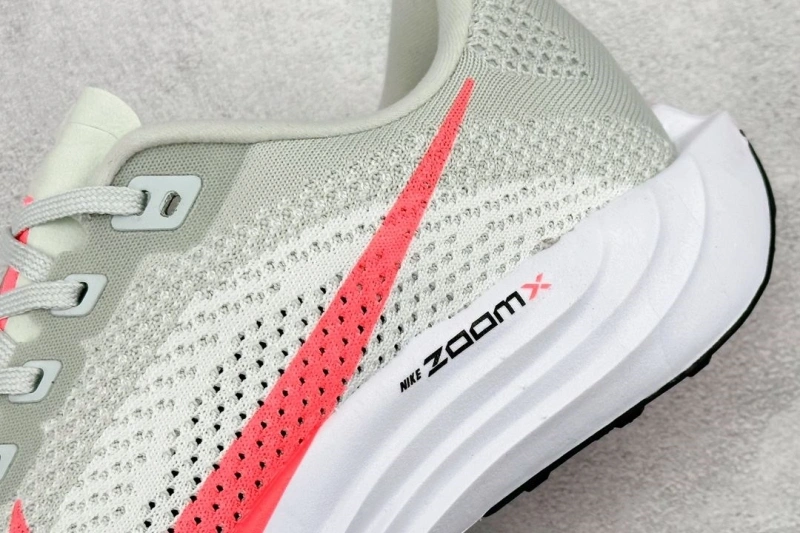 Versatile Nxkx Sneakers 199551