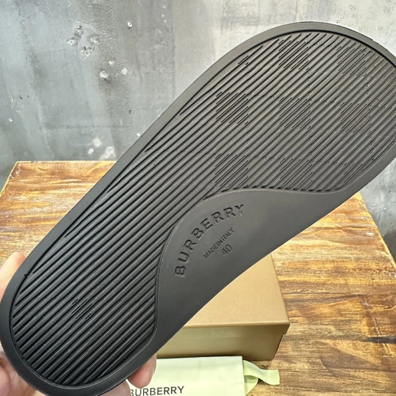 Bxrbxrry Slippers Bold 115428