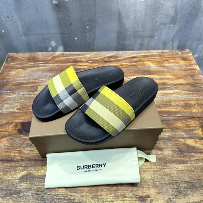 Bxrbxrry Slippers ModernLook 115427