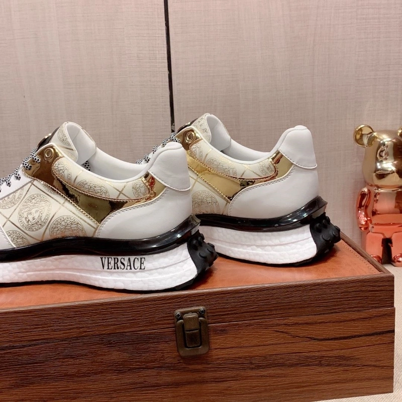 Cozy Gxvxnchy Sneakers 154109