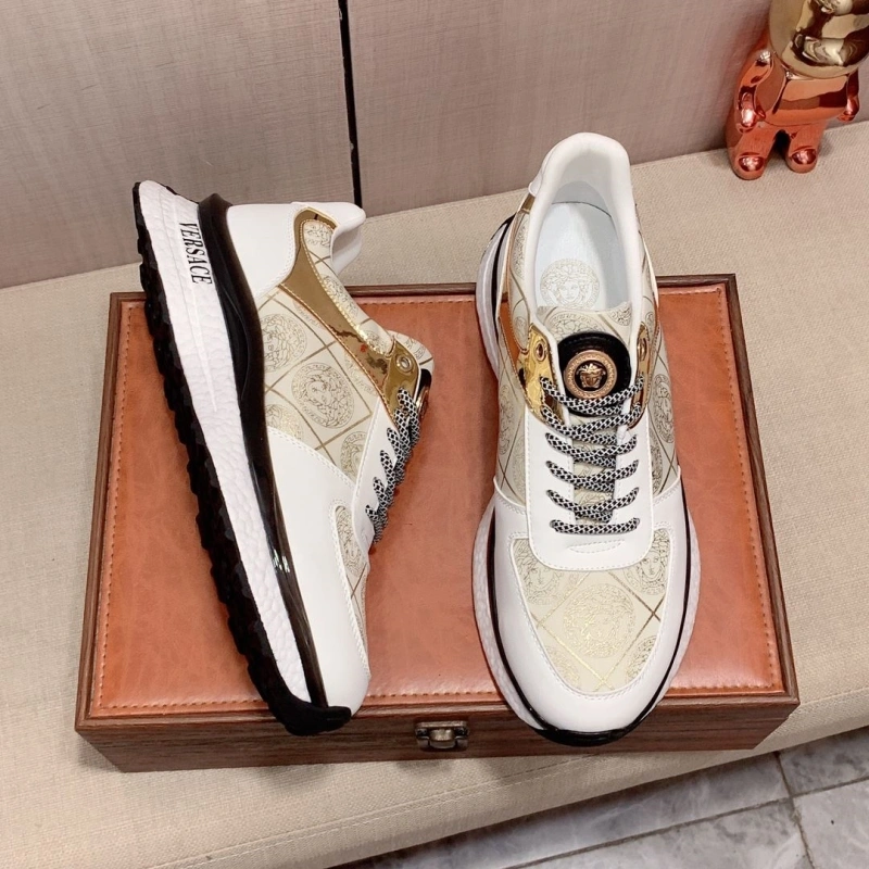 Cozy Gxvxnchy Sneakers 154109