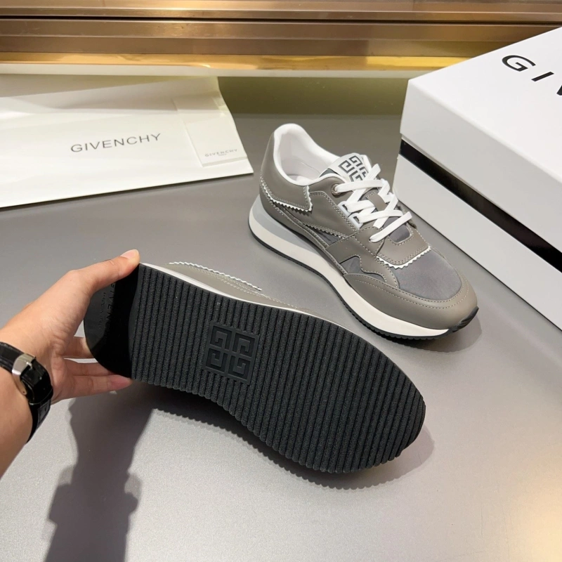 Gxvxnchy Sneakers Flexible 154106