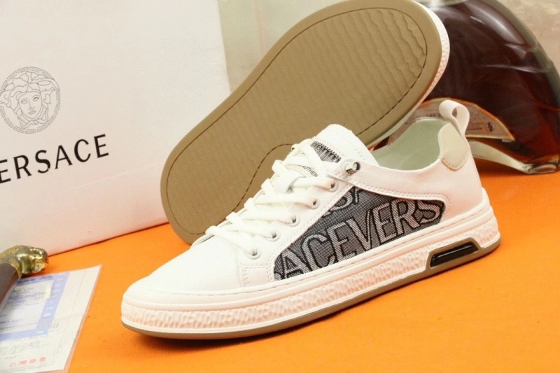 Gxvxnchy Sneakers Classic 154097