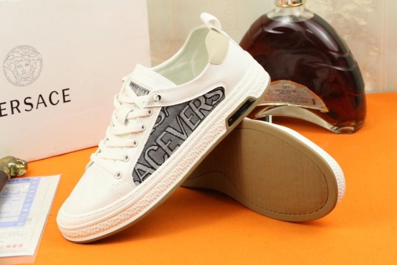 Gxvxnchy Sneakers Classic 154097