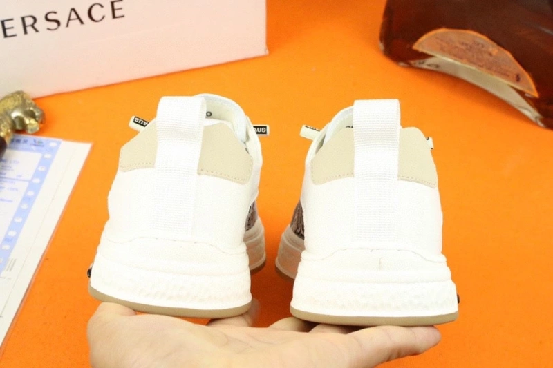 Gxvxnchy Sneakers Classic 154097