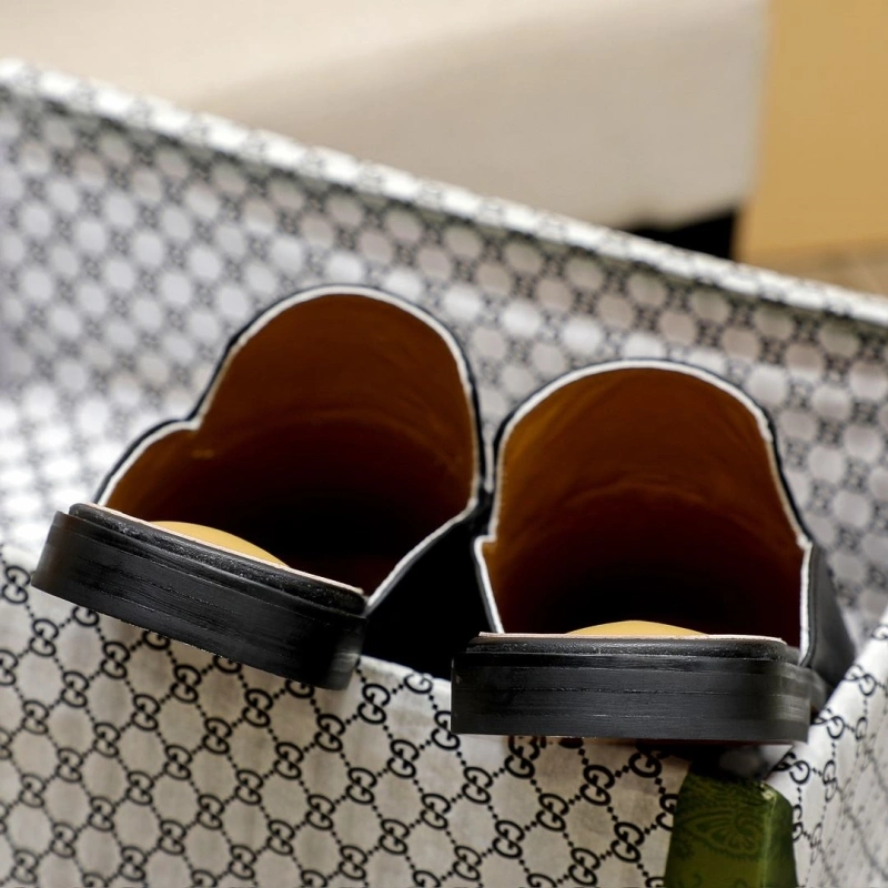WellDesigned Gxccx Slippers 164132