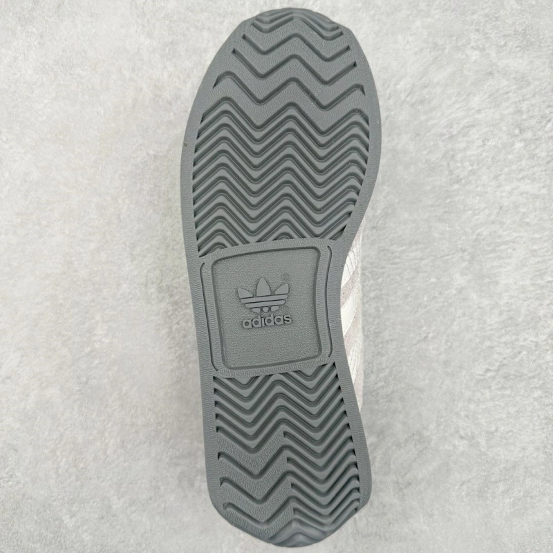 Functional Gxvxnchy Sneakers 154099