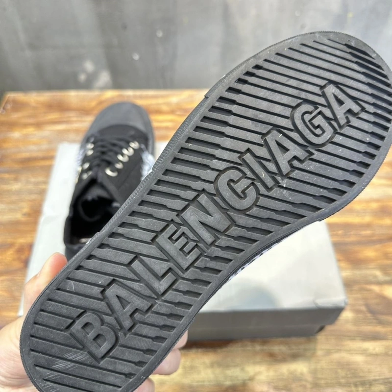 Classic Bxlxnciaga Sneakers 109983