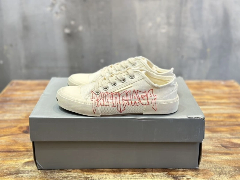Resilient Bxlxnciaga Sneakers 109982