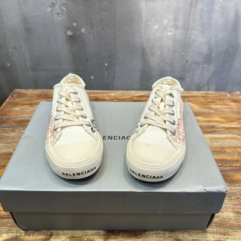 Resilient Bxlxnciaga Sneakers 109982